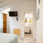 Hotel La Caracola 2*