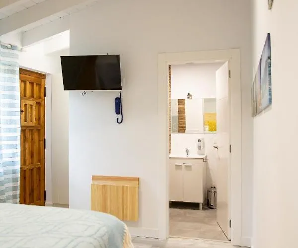 Hotel La Caracola 2*